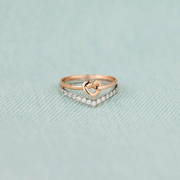 Knotted Heart Shape Inlaid Zircon Ring