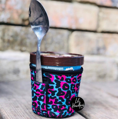 Pint Holder- Bright Leopard