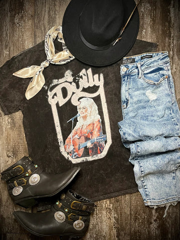 Dolly Concert Tee